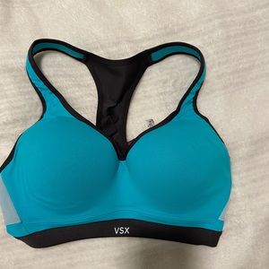 VSX Incredible sports bra 32D